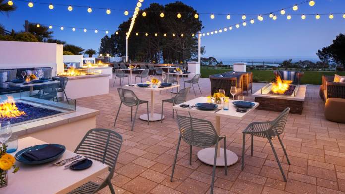 lanterns edge outside